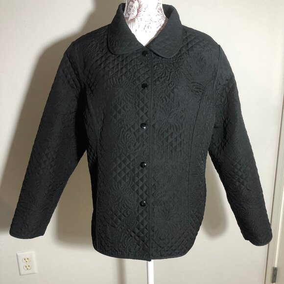 Vintage Red Quilted Jacket – Fall/Holiday Chic - Picture 7 of 8